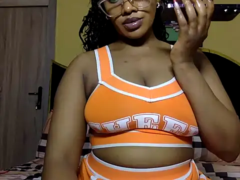 Snapshot of BOOTYBANGER24xx chatting on March 19, 2026, 1:44 pm BOOTYBANGER24xx online show from March 19, 2026, 1:44 pm