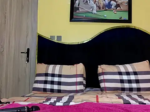 Snapshot of BOOTYBANGER24xx chatting on March 18, 2026, 8:28 am BOOTYBANGER24xx online show from March 18, 2026, 8:28 am