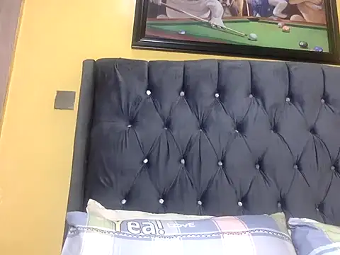 Snapshot of BOOTYBANGER24xx chatting on March 4, 2026, 9:06 am BOOTYBANGER24xx online show from March 4, 2026, 9:06 am