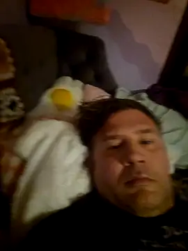 Snapshot of stuffer1 chatting on February 2, 2026, 3:05 am stuffer1 online show from February 2, 2026, 3:05 am