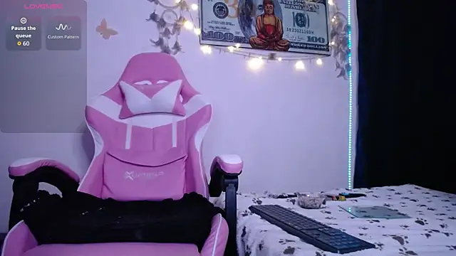 Jessi Evans online show from November 27, 2025, 1:55 pm