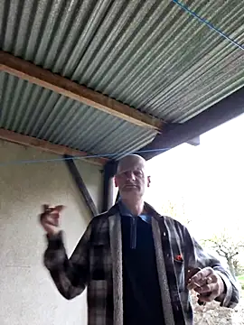 Snapshot of Perv10 chatting on November 1, 2025, 8:52 am Perv10 online show from November 1, 2025, 8:52 am