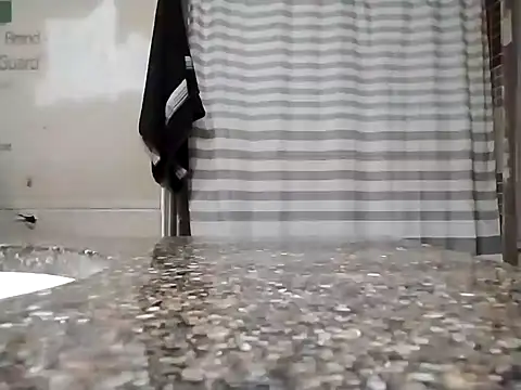 Snapshot of ThickDMatty@xh chatting on January 21, 2025, 3:37 am ThickDMattyxh online show from January 21, 2025, 3:37 am