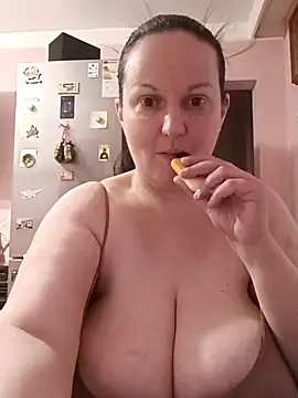 BustyLadyAlma online show from January 15, 2026, 6:28 am