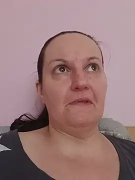BustyLadyAlma online show from August 2, 2026, 7:07 am