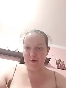 BustyLadyAlma online show from June 24, 2026, 7:18 am