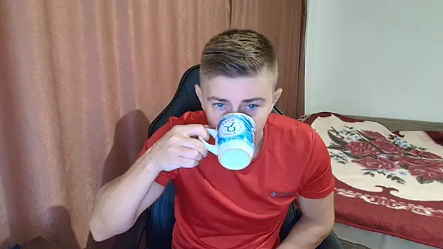 Snapshot of Todhorny9873 chatting on March 3, 2025, 6:42 am Todhorny9873 online show from March 3, 2025, 6:42 am