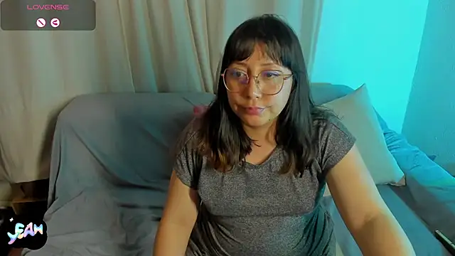 Snapshot of ella_harry chatting on July 31, 2026, 4:12 am ella harry online show from July 31, 2026, 4:12 am