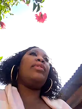 Snapshot of SWEETDOLLY29XX chatting on June 28, 2026, 8:31 am SWEETDOLLY29XX online show from June 28, 2026, 8:31 am