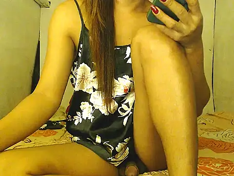 nica20 online show from December 4, 2025, 9:41 am