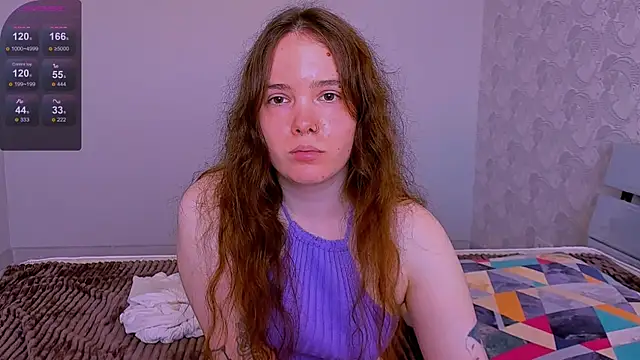 Snapshot of Janie_JJ_Curvie chatting on June 6, 2026, 4:17 am Janie JJ Curvie online show from June 6, 2026, 4:17 am