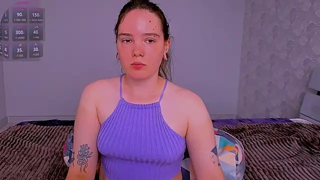 Snapshot of Janie_JJ_Curvie chatting on August 9, 2026, 5:24 am Janie JJ Curvie online show from August 9, 2026, 5:24 am