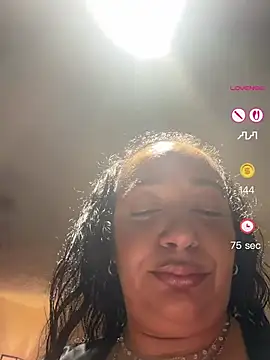 Snapshot of PichyPrettyPussy chatting on June 1, 2026, 2:39 pm PichyPrettyPussy online show from June 1, 2026, 2:39 pm