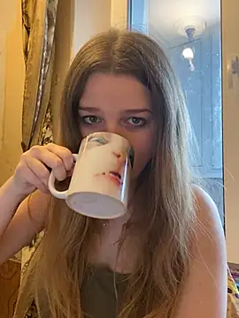 Snapshot of -MimmiLissa- chatting on February 15, 2026, 1:54 pm -MimmiLissa- online show from February 15, 2026, 1:54 pm