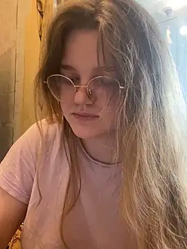 Snapshot of -MimmiLissa- chatting on February 11, 2026, 12:27 pm -MimmiLissa- online show from February 11, 2026, 12:27 pm