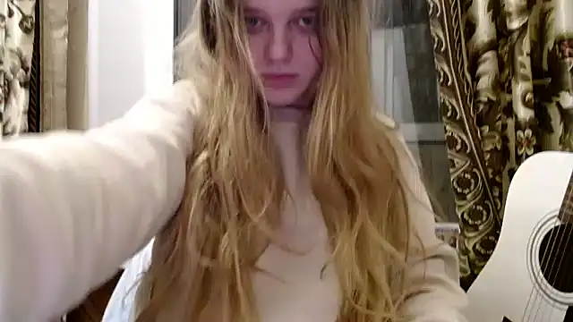 Snapshot of -MimmiLissa- chatting on November 24, 2025, 8:20 pm -MimmiLissa- online show from November 24, 2025, 8:20 pm