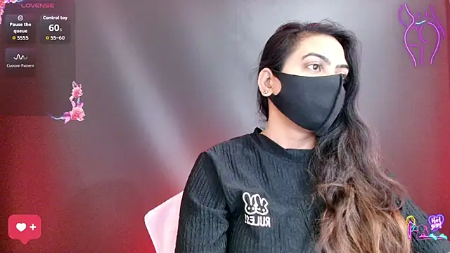 Snapshot of DesiZoya chatting on May 2, 2026, 10:59 pm DesiZoya online show from May 2, 2026, 10:59 pm