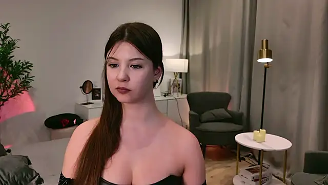 Snapshot of ElizaMild chatting on April 29, 2026, 5:30 pm ElizaMild online show from April 29, 2026, 5:30 pm