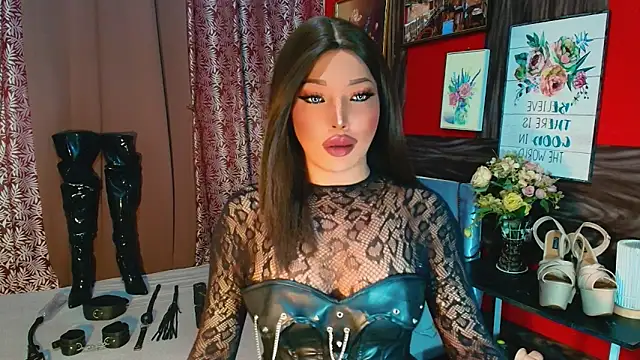 Snapshot of trixxielicious chatting on December 2, 2025, 4:30 pm trixxielicious online show from December 2, 2025, 4:30 pm