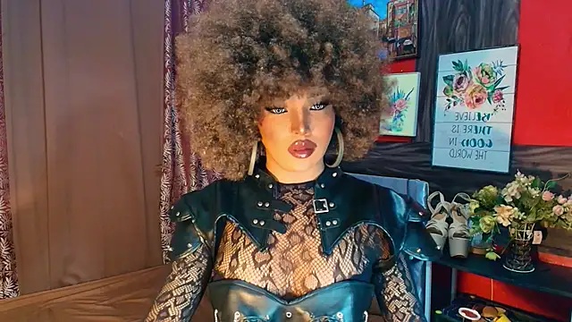 Snapshot of trixxielicious chatting on November 11, 2025, 8:58 pm trixxielicious online show from November 11, 2025, 8:58 pm