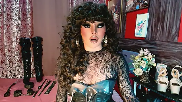 Snapshot of trixxielicious chatting on February 7, 2026, 5:21 pm trixxielicious online show from February 7, 2026, 5:21 pm