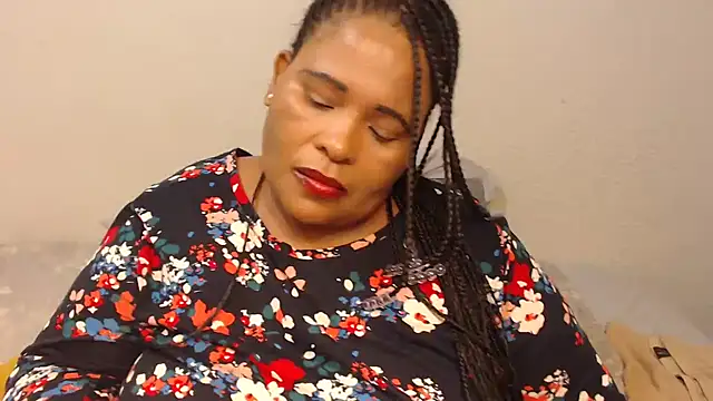 zandile online show from March 12, 2025, 6:43 pm