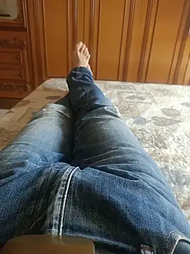 Snapshot of Bobby967 chatting on March 25, 2026, 10:25 am Bobby967 online show from March 25, 2026, 10:25 am