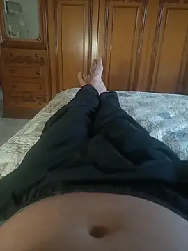 Snapshot of Bobby967 chatting on February 19, 2026, 8:55 am Bobby967 online show from February 19, 2026, 8:55 am