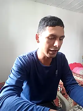 Snapshot of Sirius_5 chatting on November 4, 2025, 9:07 pm Sirius 5 online show from November 4, 2025, 9:07 pm