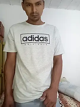 Snapshot of Sirius_5 chatting on November 12, 2025, 3:32 am Sirius 5 online show from November 12, 2025, 3:32 am