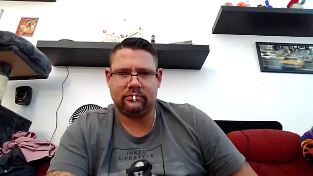 Snapshot of sexykevin17cm chatting on November 13, 2025, 12:53 pm sexykevin17cm online show from November 13, 2025, 12:53 pm