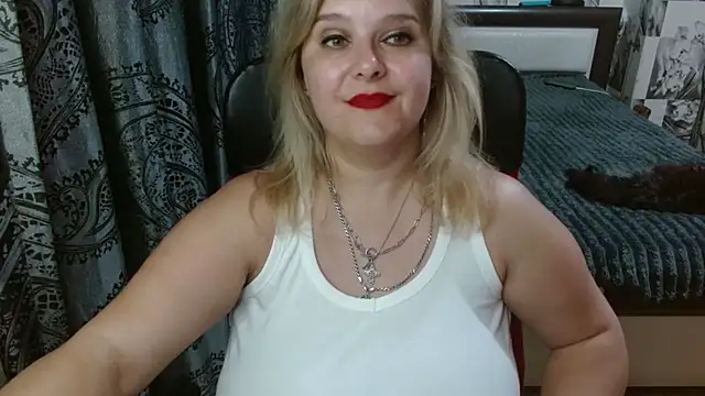 Boolochka online show from June 22, 2026, 9:23 pm
