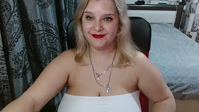 Boolochka online show from April 22, 2026, 7:42 pm