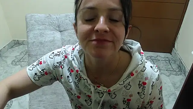 Snapshot of antara_hotgirl chatting on November 5, 2025, 10:02 pm antara hotgirl online show from November 5, 2025, 10:02 pm