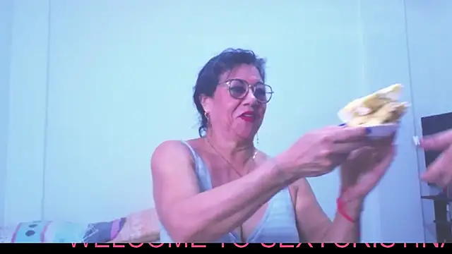 Snapshot of sexycristina_2 chatting on November 27, 2025, 2:28 pm sexycristina 2 online show from November 27, 2025, 2:28 pm