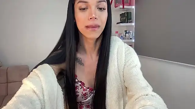 Snapshot of Michell_simons chatting on January 20, 2025, 6:21 pm Michell simons online show from January 20, 2025, 6:21 pm