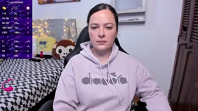 Snapshot of angelaagomez chatting on October 16, 2025, 5:54 pm angelaagomez online show from October 16, 2025, 5:54 pm