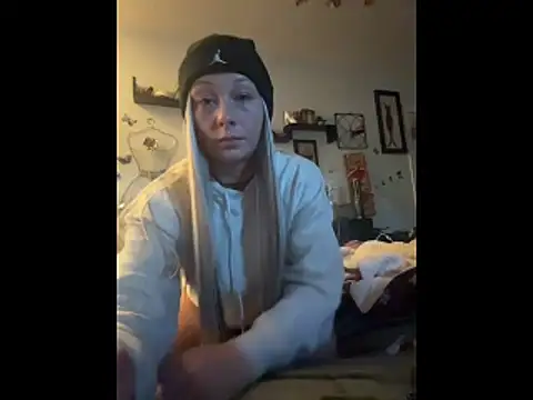 Snapshot of Babii_Nova chatting on March 25, 2026, 3:00 pm Babii Nova online show from March 25, 2026, 3:00 pm