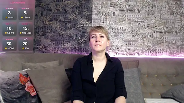 Snapshot of mandy_foxxx chatting on October 21, 2025, 10:47 am mandy foxxx online show from October 21, 2025, 10:47 am