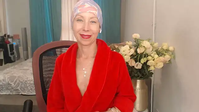 Snapshot of LuxuryNika chatting on July 23, 2026, 2:46 pm LuxuryNika online show from July 23, 2026, 2:46 pm