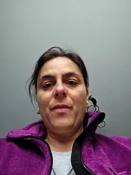 Snapshot of IsabelleCraft chatting on February 24, 2026, 7:53 am IsabelleCraft online show from February 24, 2026, 7:53 am