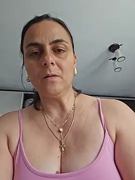 Snapshot of IsabelleCraft chatting on June 20, 2026, 9:03 am IsabelleCraft online show from June 20, 2026, 9:03 am