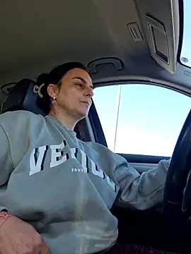 Snapshot of IsabelleCraft chatting on March 6, 2026, 8:09 am IsabelleCraft online show from March 6, 2026, 8:09 am