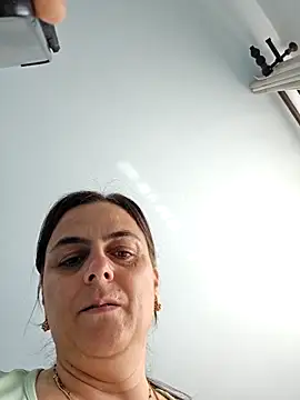 Snapshot of IsabelleCraft chatting on May 23, 2026, 9:08 am IsabelleCraft online show from May 23, 2026, 9:08 am