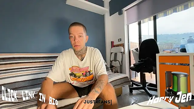 Snapshot of Harry_Jen chatting on September 9, 2025, 9:08 am Harry Jen online show from September 9, 2025, 9:08 am