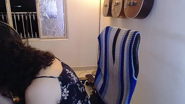 Smoke trip Alicia online show from December 22, 2025, 9:42 am