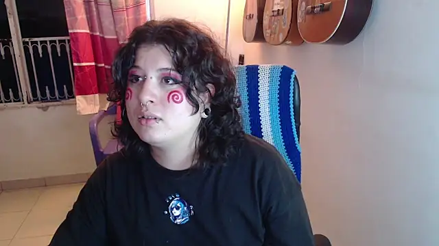 Smoke trip Alicia online show from October 12, 2025, 2:35 am