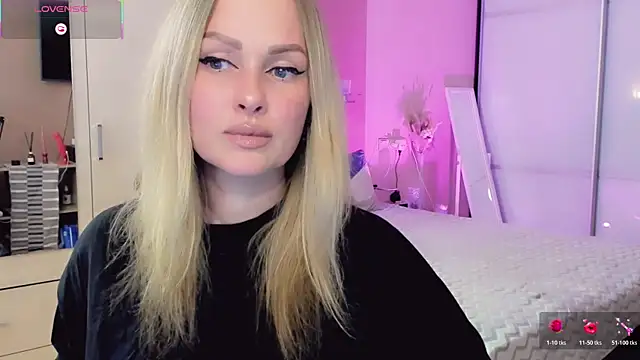 Snapshot of Libby_Nora chatting on May 9, 2026, 11:35 am Libby Nora online show from May 9, 2026, 11:35 am
