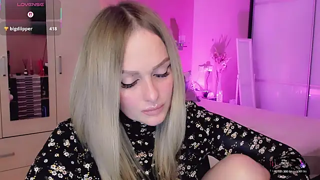 Snapshot of Libby_Nora chatting on April 23, 2026, 12:29 pm Libby Nora online show from April 23, 2026, 12:29 pm