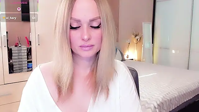 Snapshot of Libby_Nora chatting on March 22, 2026, 10:39 am Libby Nora online show from March 22, 2026, 10:39 am